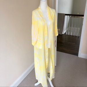 *New* Lilly for Target pineapple kimono